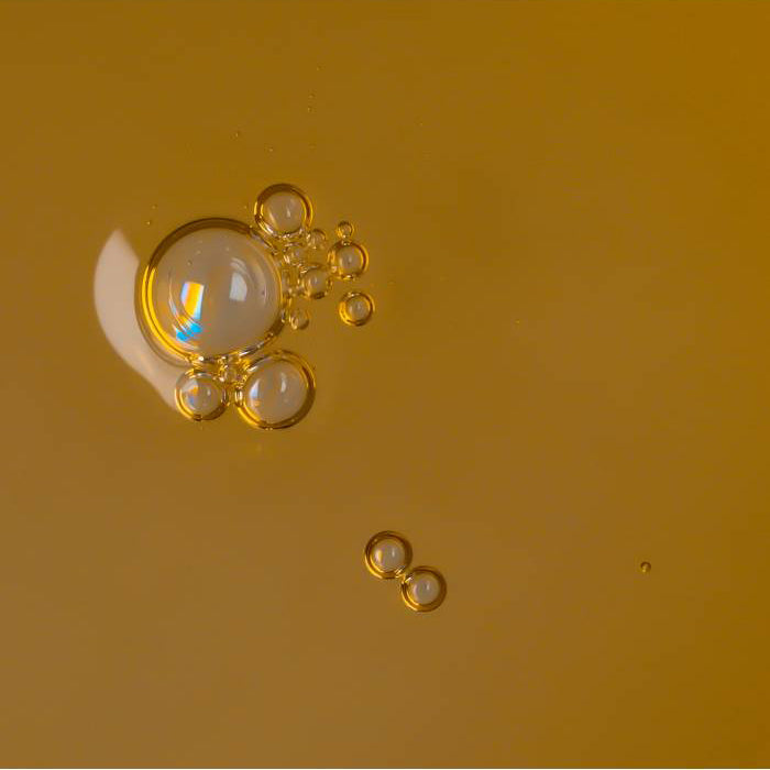 CBD-SCHOONHEIDSOLIE VOOR LICHAAM EN HAAR